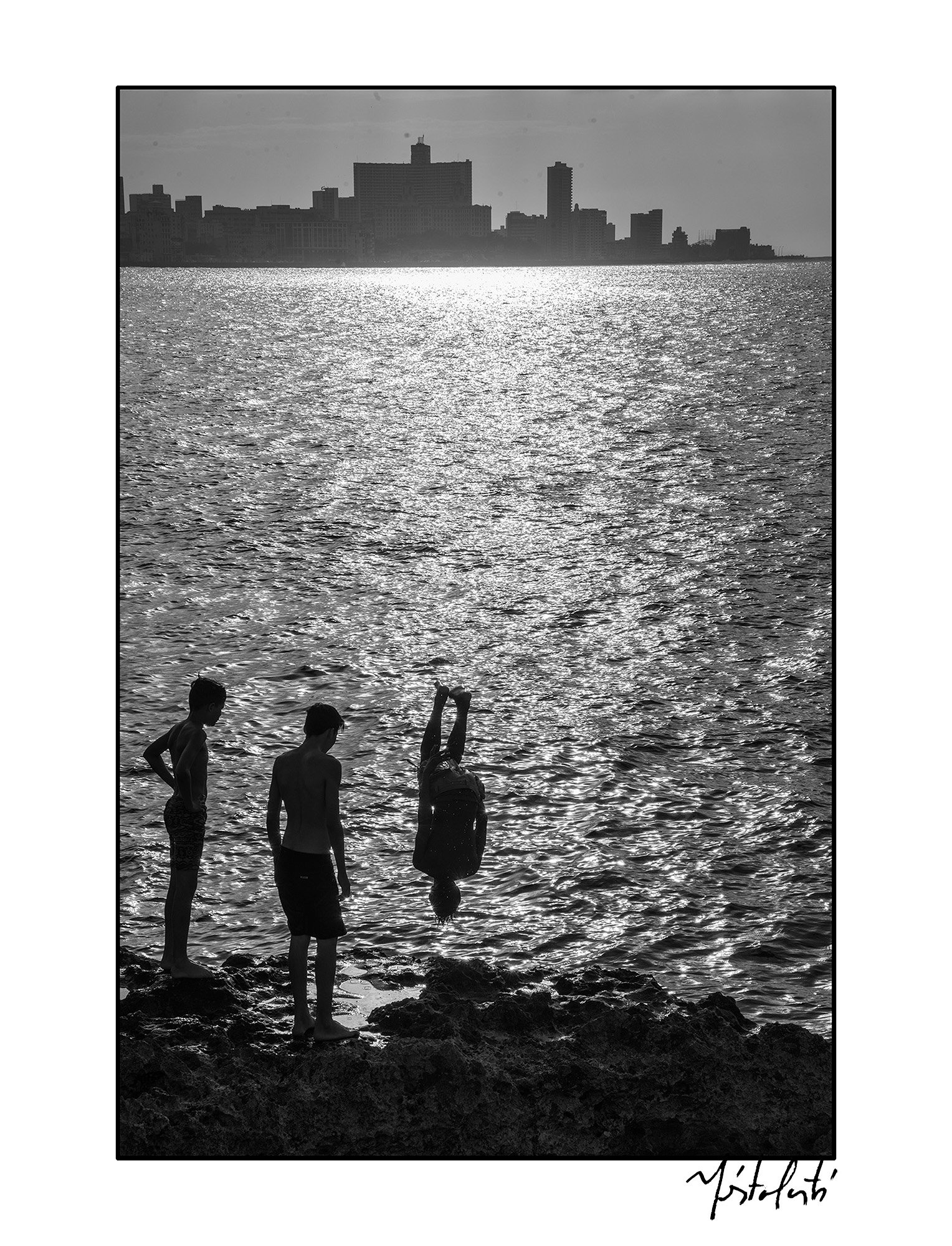 Kids at Malecon